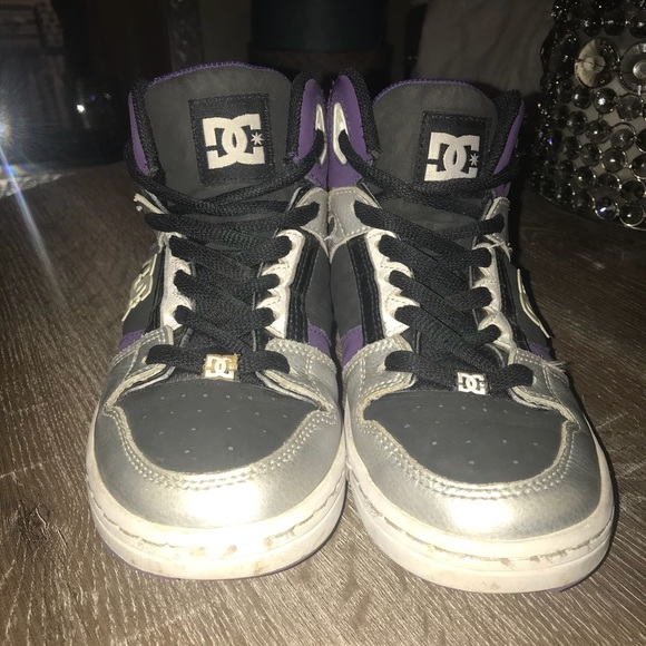 black and purple dc shoes
